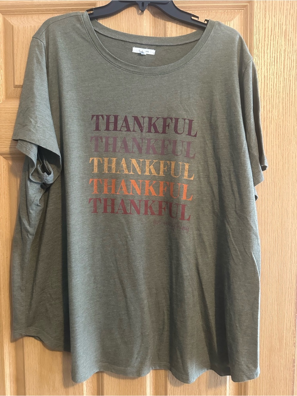 Maurices Olive Green 'Thankful' Short Sleeve Tee with Multicolor Print